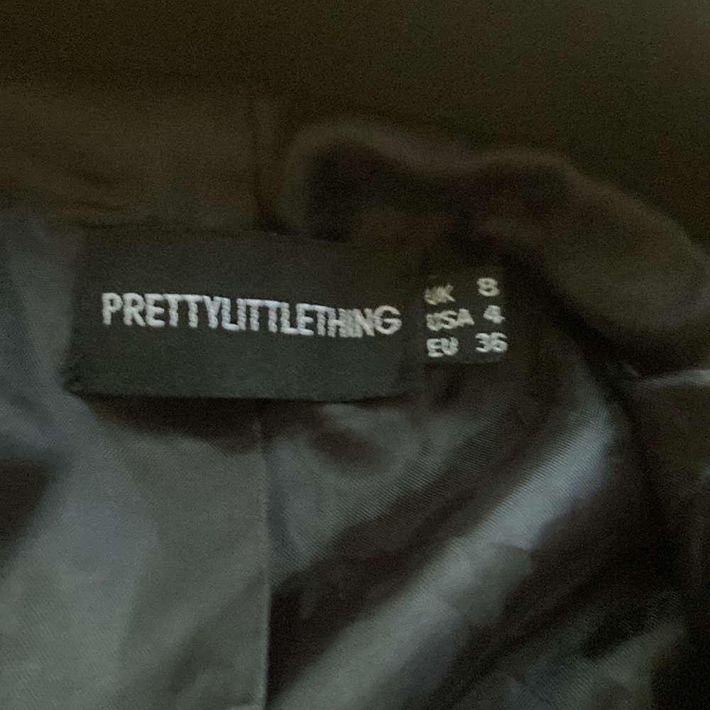 Pretty Little Thing Long Single Button Blazer - image 4